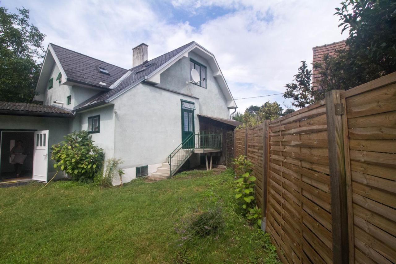 Villa Nina Orth an der Donau Esterno foto